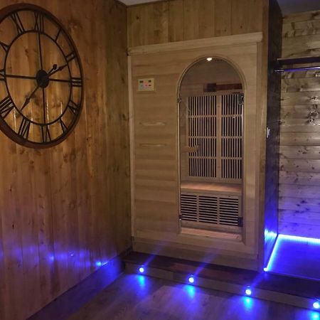 Le Chalet Loft And Spa 维勒班 外观 照片